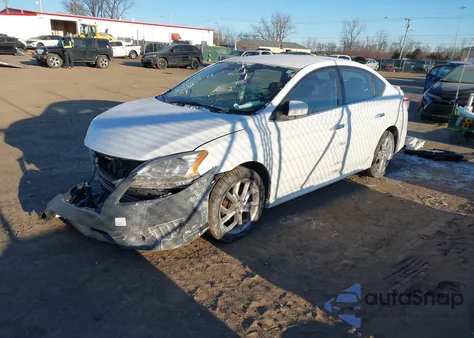 2014 Nissan Sentra Sr z USA, uszkodzony, nr VIN 3N1AB7AP7EY296962